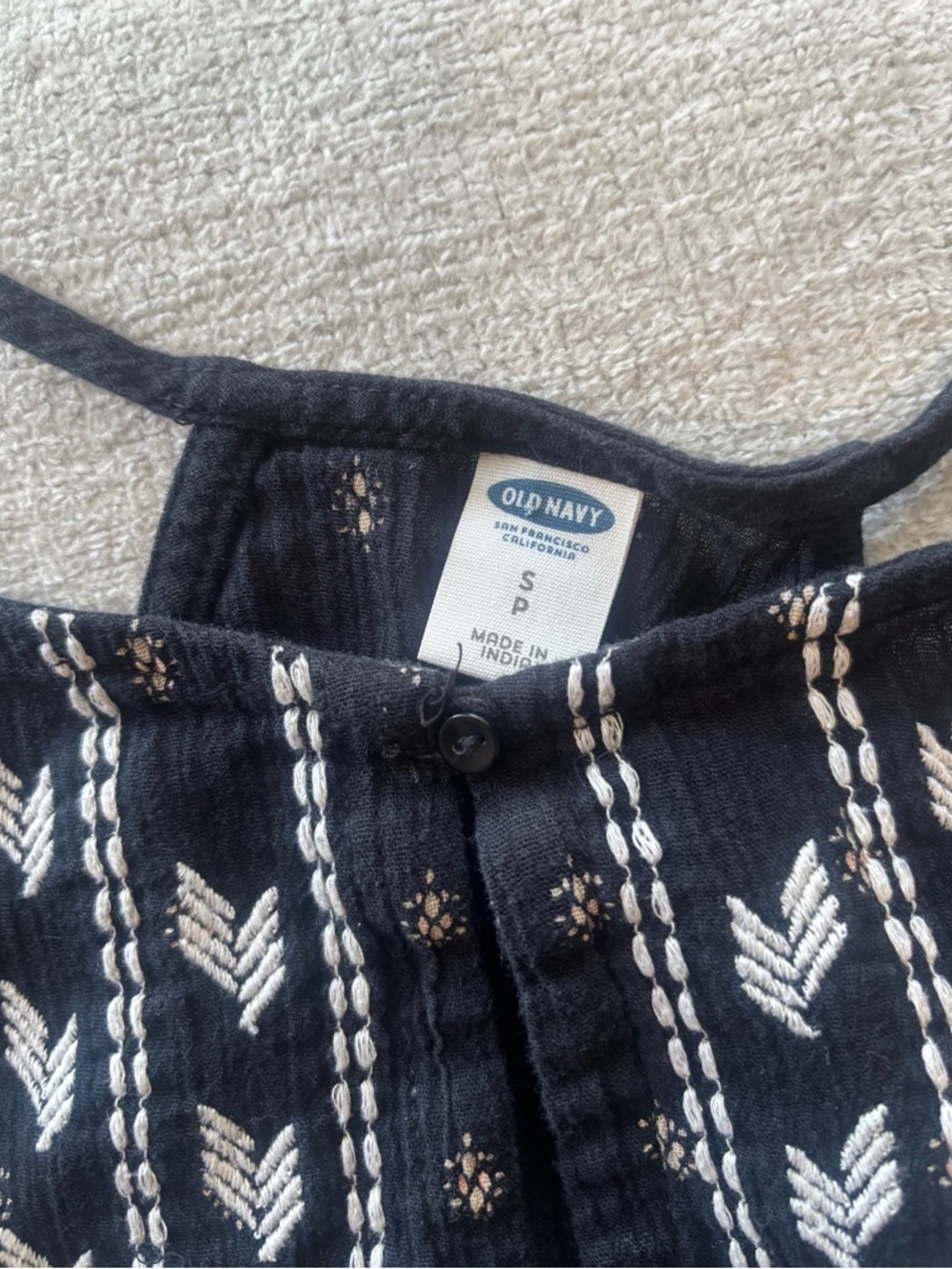 Old Navy Boho Embroidered Halter Tank Top Black Size Small - Picture 2 of 3